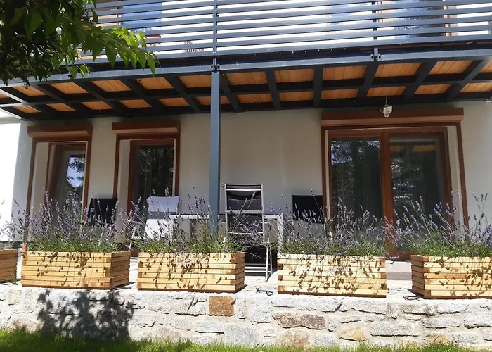 Przy Swierku 아파트 스클라르스카포렘바