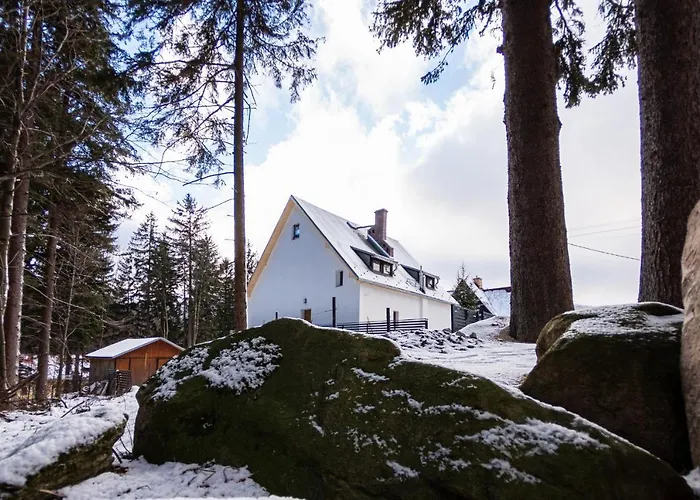 Przy Swierku 아파트 스클라르스카포렘바