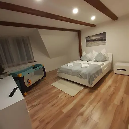 Przy Swierku شكلارسكا بوريبا