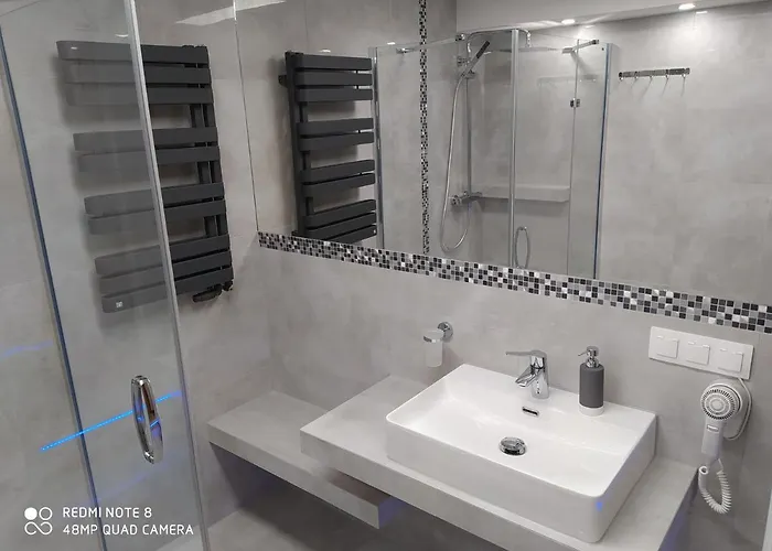 Przy Swierku * 斯克拉斯卡波伦巴