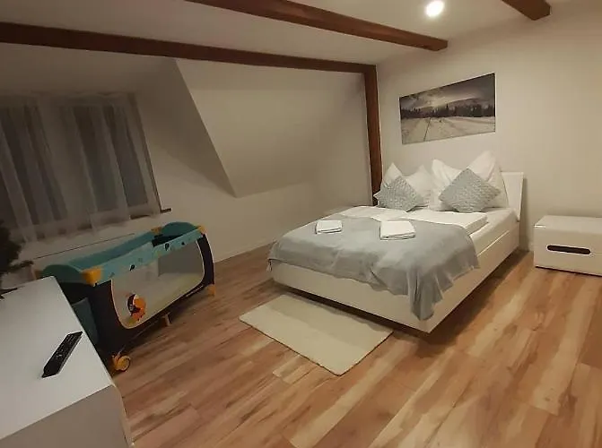 Przy Swierku 斯克拉斯卡波伦巴